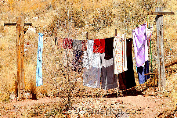 Peach Springs, AZ - Clothes Line
