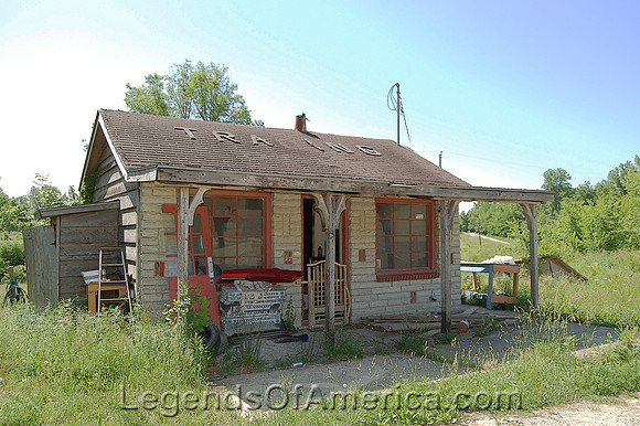 Trading Post, KS - Building