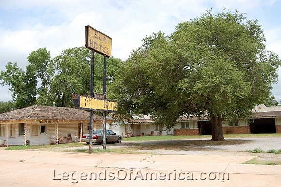 Erick, OK - Elm Motel
