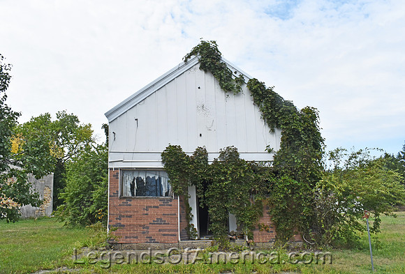 Formoso, KS - Overgrown House