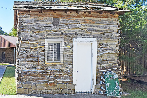 Phillipsburg, KS - Fort Bissell Cabin