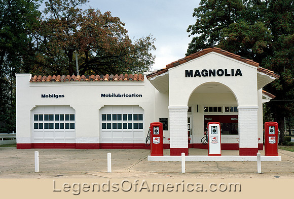 Little Rock, AR - Magnolia Mobil Gas Station