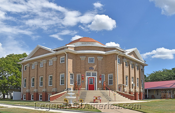 Kensington, KS - House/Church