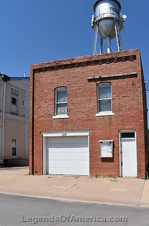 Mount Hope, KS - Business Building - 2