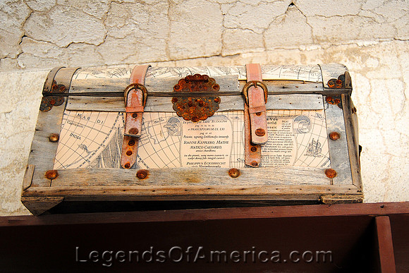 Oatman, AZ - Luggage