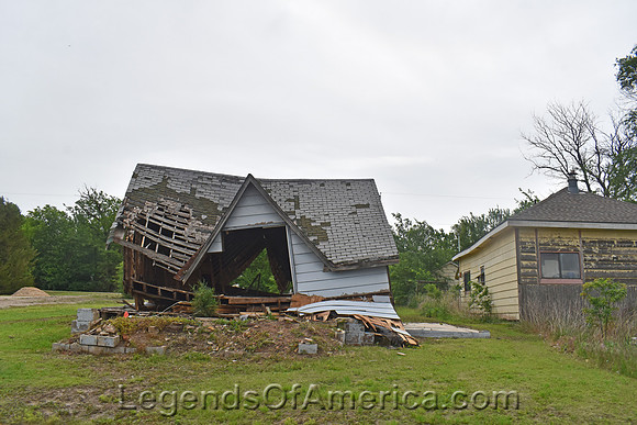 Falun, KS - Collapsed Building
