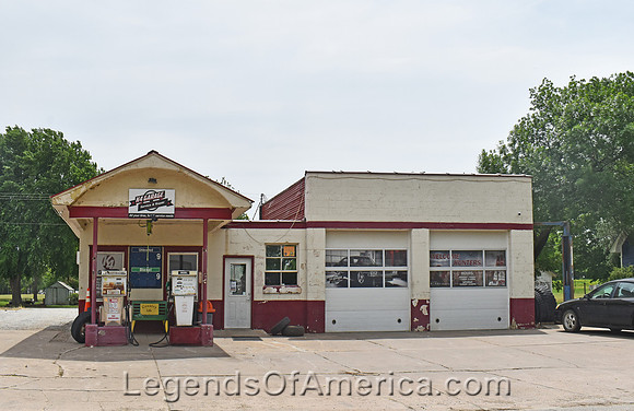 Gypsum, KS - Gas Station