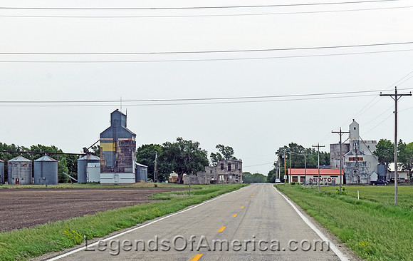 Mentor, KS - Town View