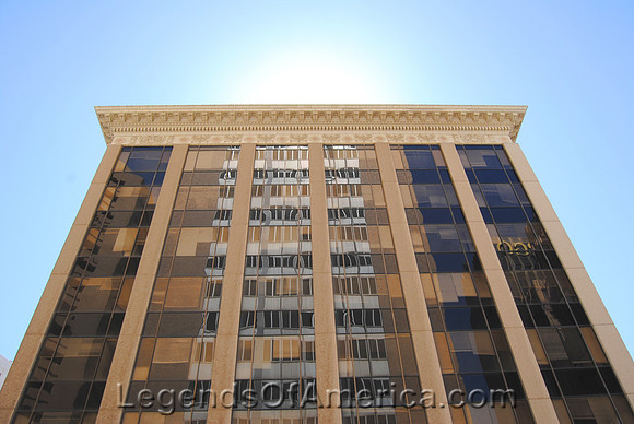 El Paso, TX - Building Windows