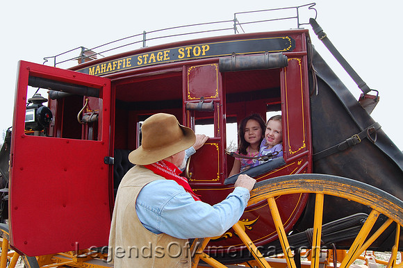 Olathe, KS - Mahaffie Stage Stop - Stagecoach Girls