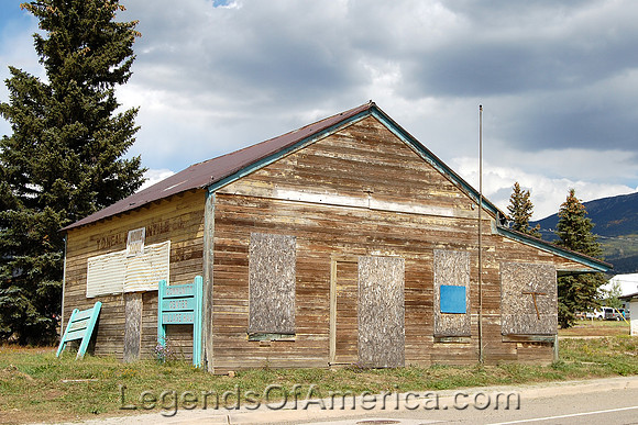 Eagle Nest, NM - T.D. Neal Building