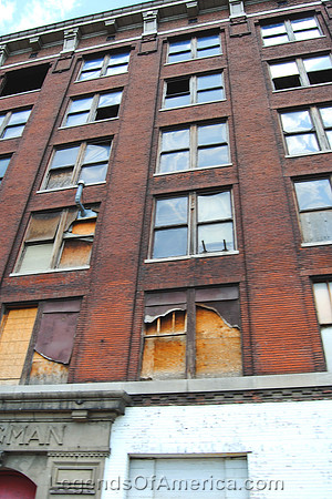 North St. Louis, MO - Old Building Windows