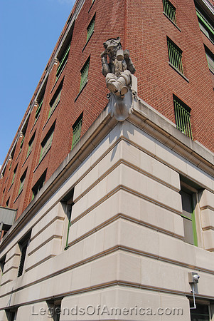 St. Louis, MO - Anheuser‑Busch Brewery Sculpture