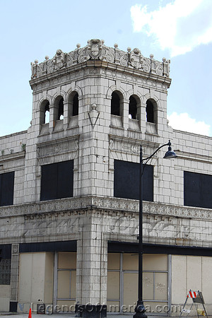 East St. Louis, IL - Building