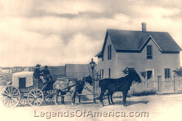 Dodge City, KS - Wagon About, 1890