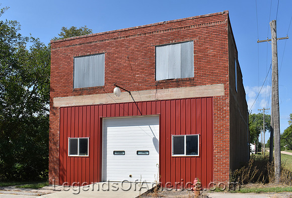 Narka, KS - Business Building - 2