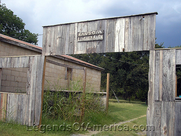 Ingalls, OK - Old Livery Barn