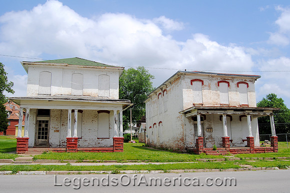 St. Joseph, MO - Twin Houses