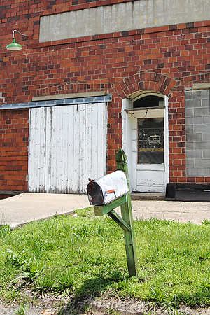 Wakarusa, KS - Mail Box
