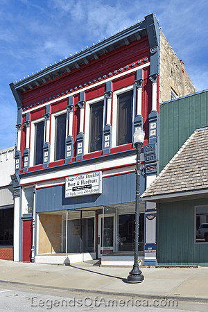 Lyndon, KS - Business   Building