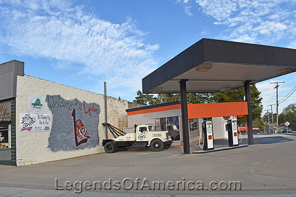 Lyndon, KS - Restored Phillips 66