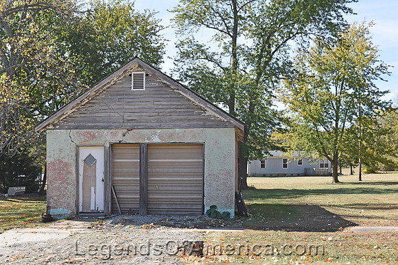 Olivet, KS - Garage