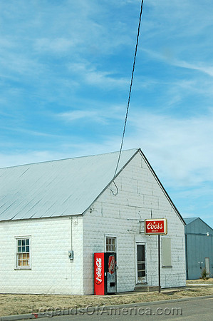 Pfeifer, KS - Bar