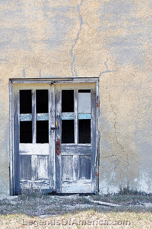 Brownell, KS - Door -