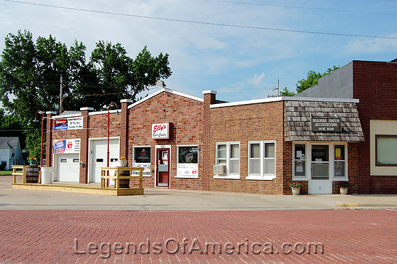 Madison, KS - Old Station