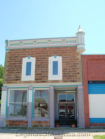 Yates Center, KS - Building