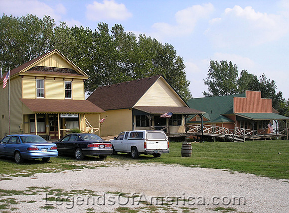 Oskaloosa, KS - Old Jefferson Town