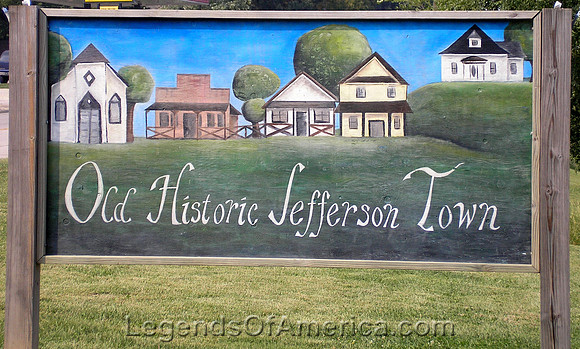 Oskaloosa, KS - Old Jefferson Town Sign
