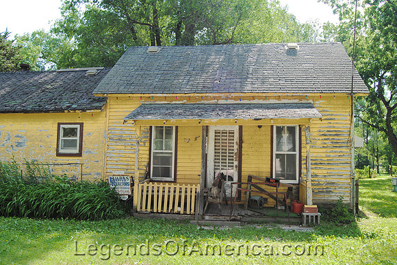 Sparks, KS - House