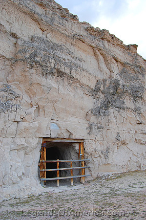 Register Cliff, WY - 2