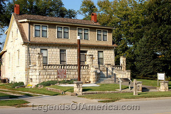 Council Grove, KS - Post Office Oak - 3