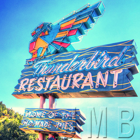 Mount Carmel, UT - Thunderbird Restaurant