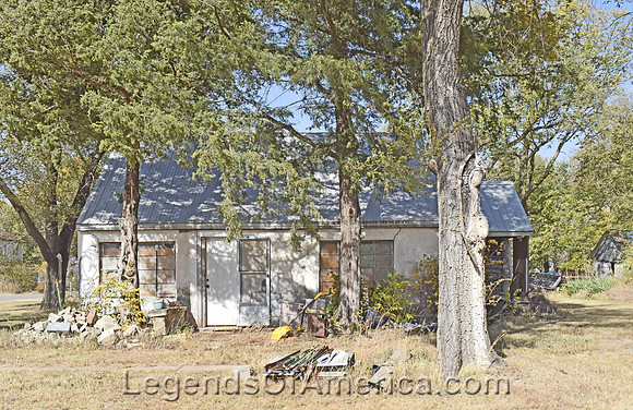 Aulne, KS - House