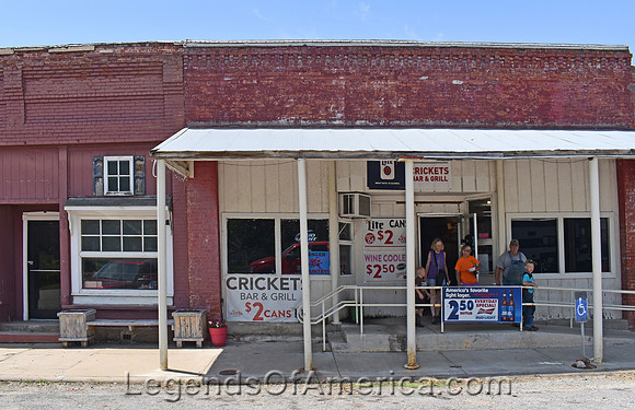 Kincaid, KS - Bar & Grill