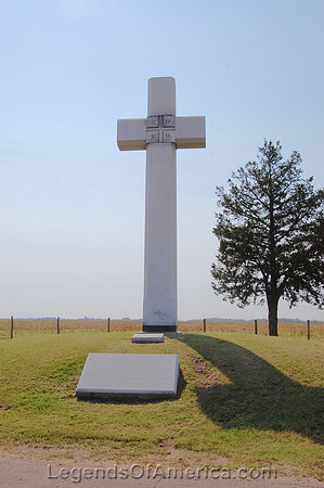 Lyons, KS - Fray Juan de Padilla Cross