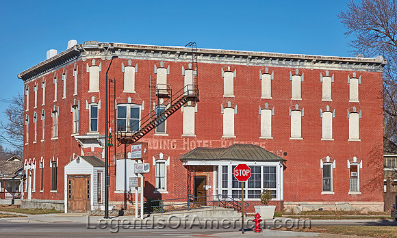 Central City, NE - Corner Hotel
