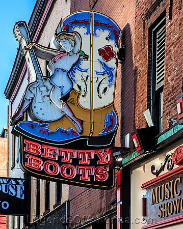 Nashville, TN - Betty Boots