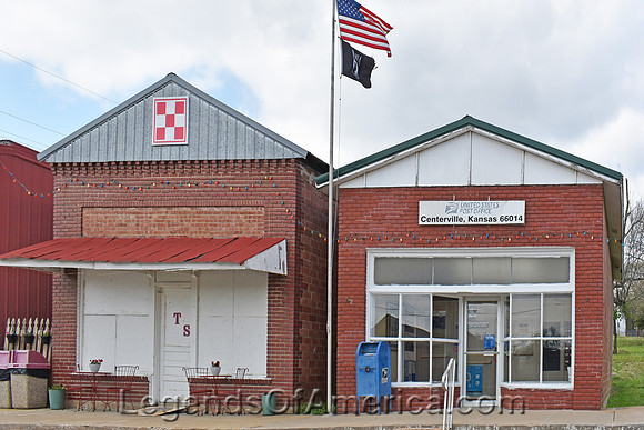 Centerville, KS - Business Buildings