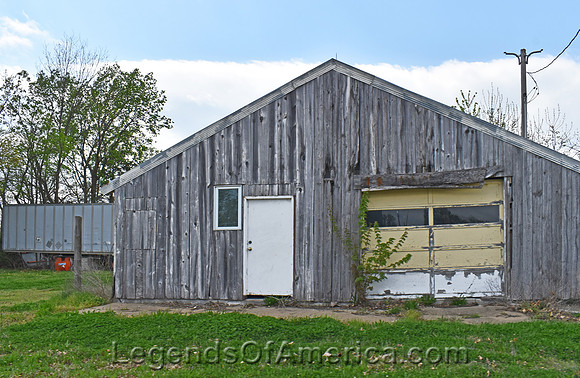 Harris, KS - Garage