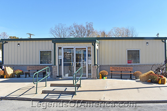 Walnut, KS - Bank