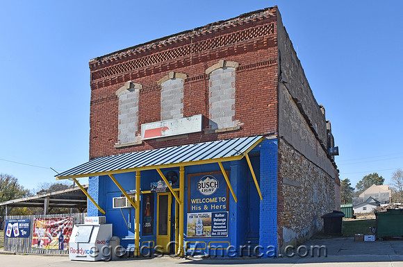 Walnut, KS - Bar