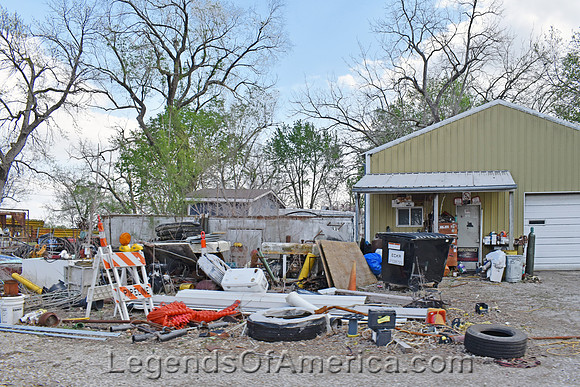Beagle, KS - Junk