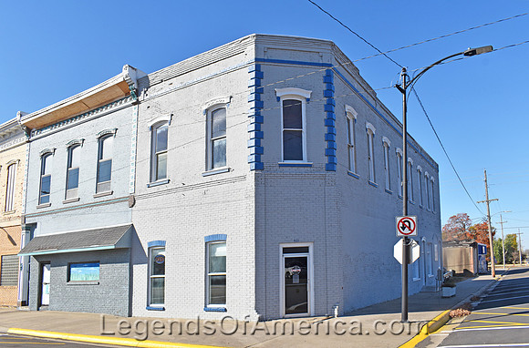 Oswego, KS - Business Building