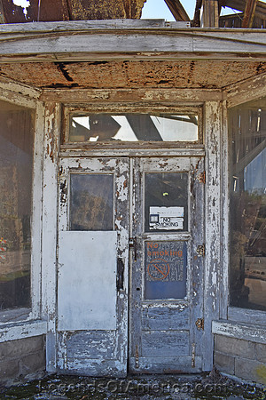 Cedar Point, KS - Doors