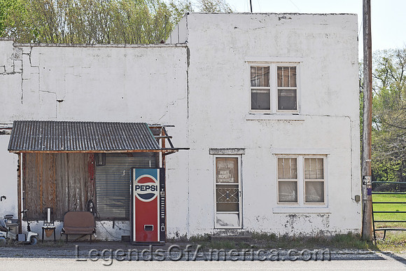 Cedar Point, KS - Business Buildings - 5