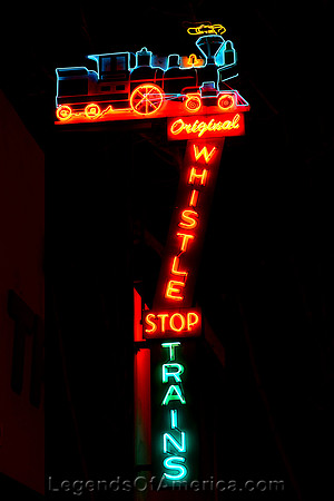 Pasadena, CA - Neon Sign
